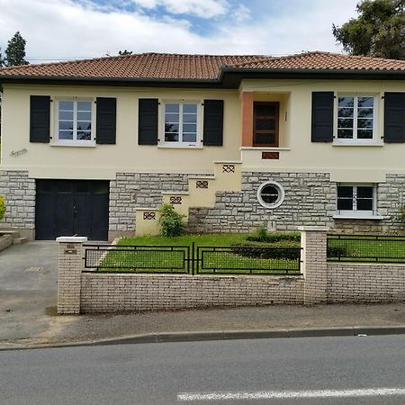 Appartements - Chez Alice Salies-de-Béarn Εξωτερικό φωτογραφία