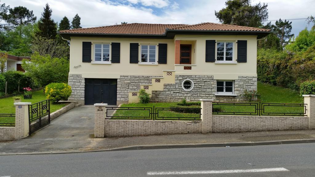 Appartements - Chez Alice Salies-de-Béarn Εξωτερικό φωτογραφία