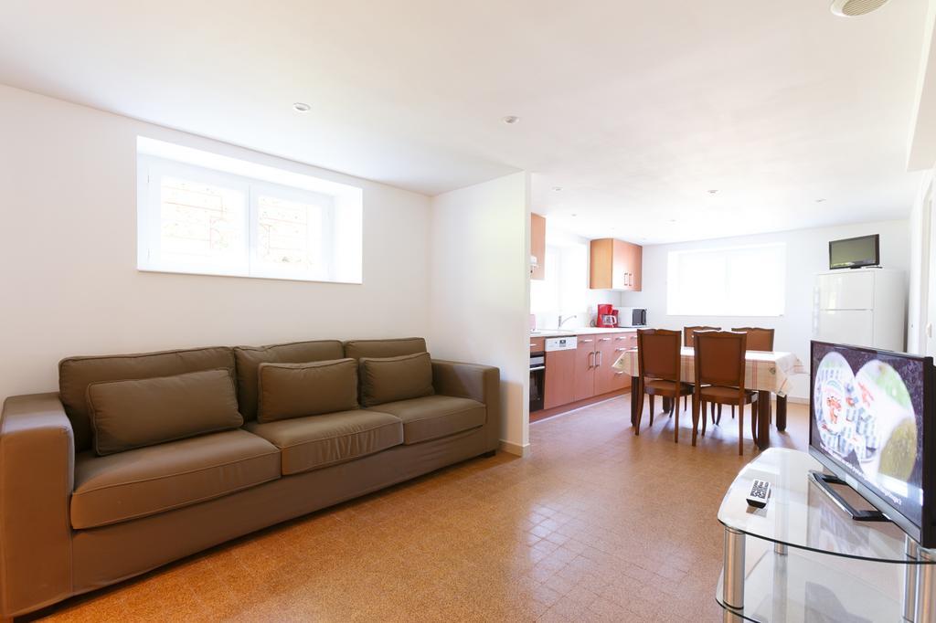Appartements - Chez Alice Salies-de-Béarn Εξωτερικό φωτογραφία