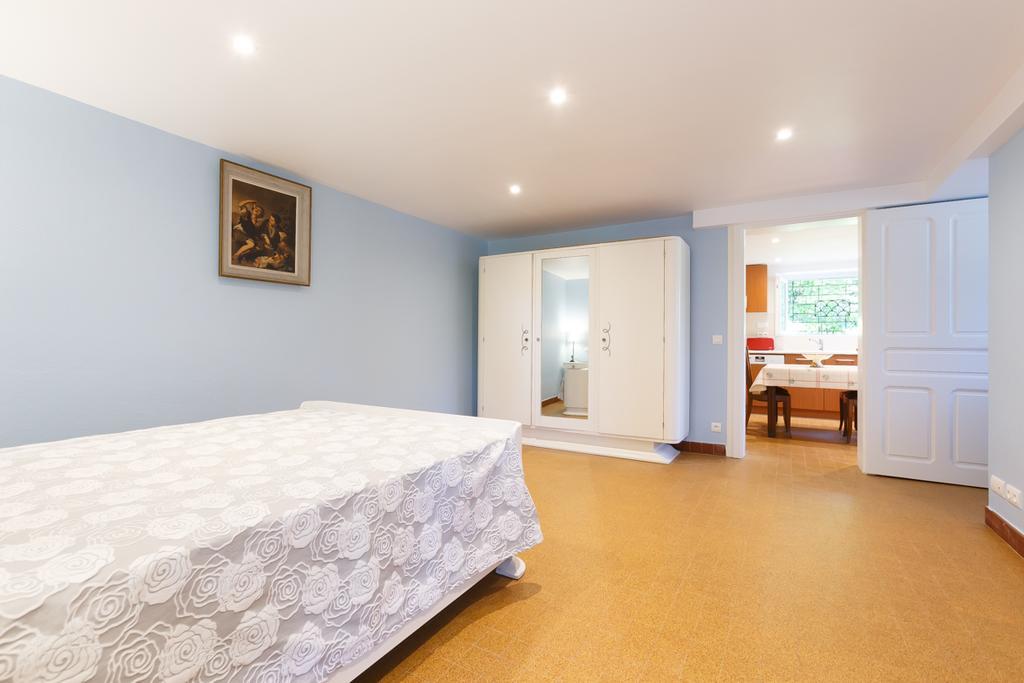 Appartements - Chez Alice Salies-de-Béarn Εξωτερικό φωτογραφία